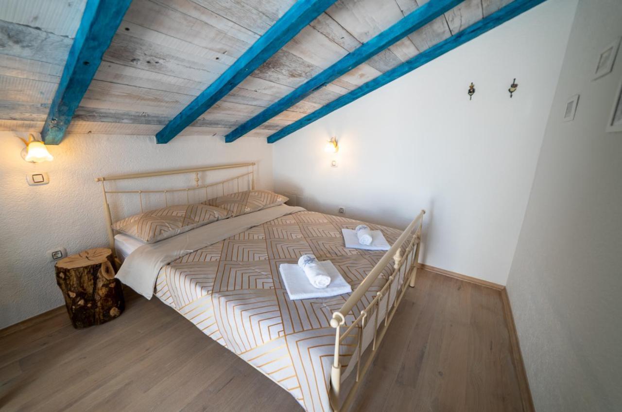 Brajkovici  Julijud, Heated Pool, Jacuzzi, Dome And Sauna מראה חיצוני תמונה