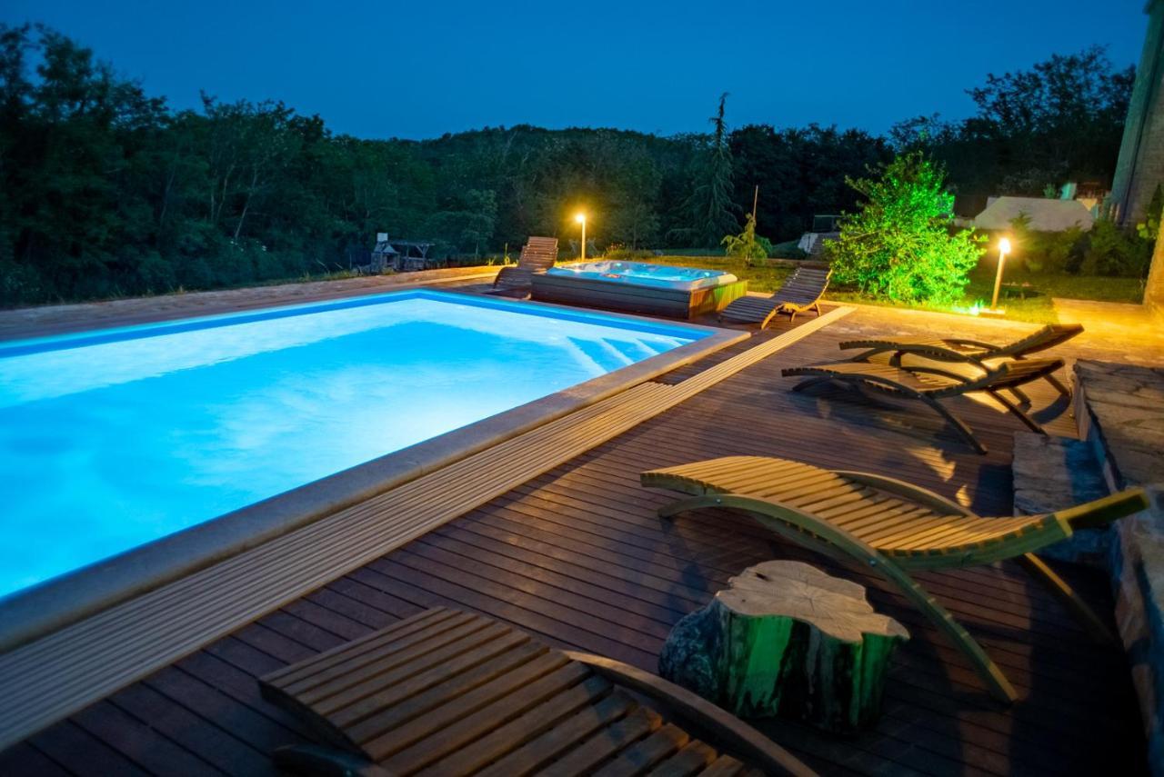 Brajkovici  Julijud, Heated Pool, Jacuzzi, Dome And Sauna מראה חיצוני תמונה
